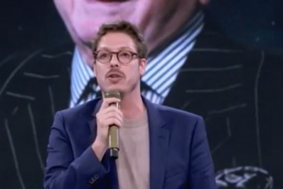 Após piada, Fabio Porchat manda mensagem para Gkay 