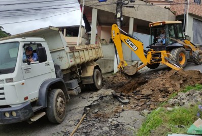 Bairros recebem manutenção e troca de manilhas