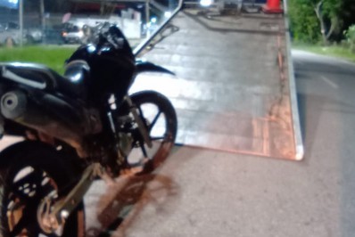 Veículo é apreendido em Itaguaí