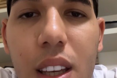 Zé Vaqueiro se manifesta após pane em voo: 'Susto foi grande, fiquei muito nervoso'