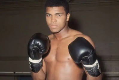 Neto de Muhammad Ali impressiona por aparência igual a do avô; confira