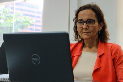 Camilo Santana confirma Izolda Cela como 'número 2' do Ministério da Educação