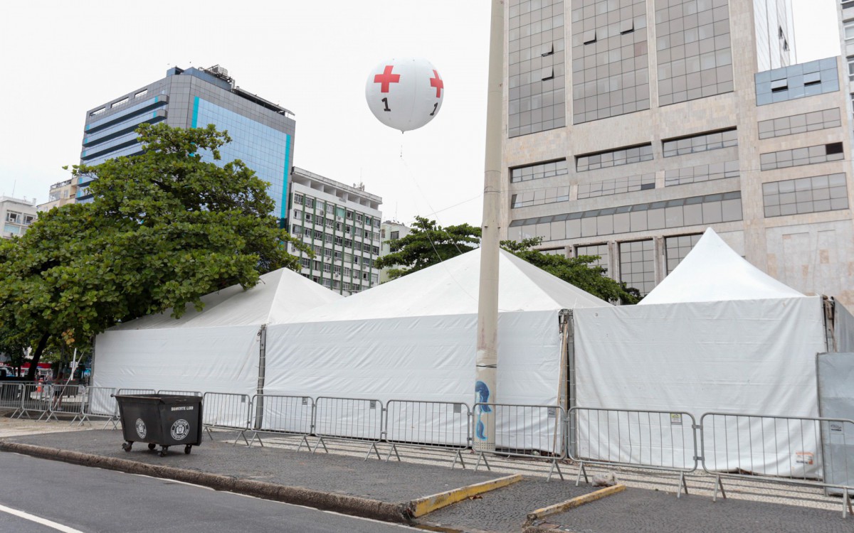 Secretaria Municipal de Sa&uacute;de do Rio montou uma estrutura com quatro postos m&eacute;dicos equipados e preparados para o atendimento a casos de urg&ecirc;ncia e emerg&ecirc;ncia
