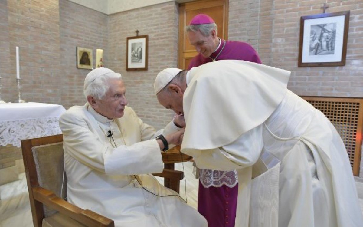 Papa Francisco e Bento XVI