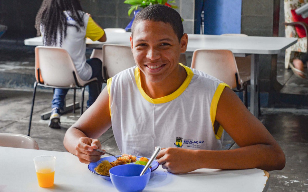 Mag&eacute; investe em educa&ccedil;&atilde;o e amplia oferta de vagas - Divulga&ccedil;&atilde;o