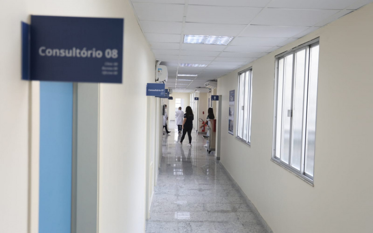 Centro Especializado em Infectologia &eacute; inaugurado pela prefeitura na Pra&ccedil;a da Bandeira