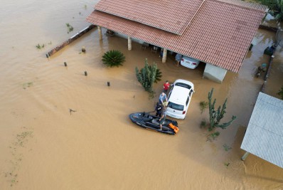 Cartilha reúne orientações para população atingida por enchentes