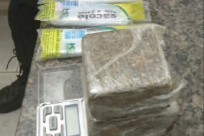 PM apreende carga de drogas na Reserva do Peró, em Cabo Frio