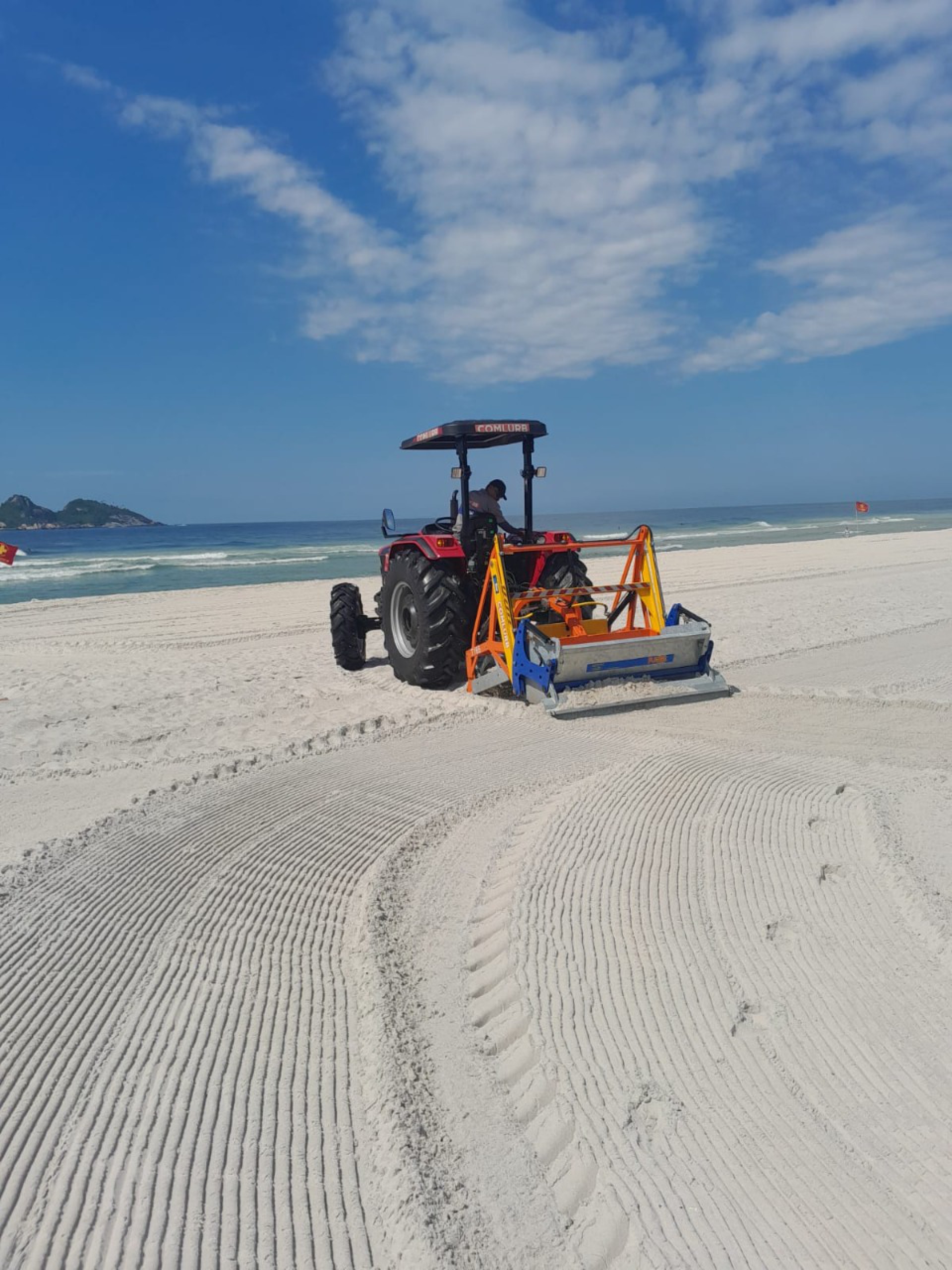 Comlurb prepara opera&ccedil;&atilde;o para recolher res&iacute;duos das oferendas &agrave; Iemanj&aacute;