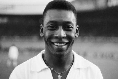 Comentarista sugere que Santos acrescente Pelé ao seu nome oficial como homenagem