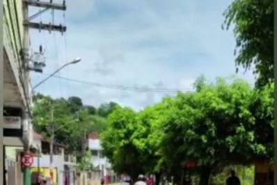 Mão é invertida em rua de acesso a ponte para maior fluidez do trânsito no centro da cidade
