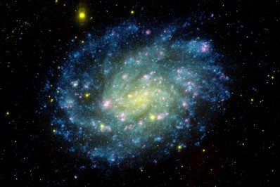 Nasa posta foto em homenagem a Pelé: 'Rei do jogo bonito'