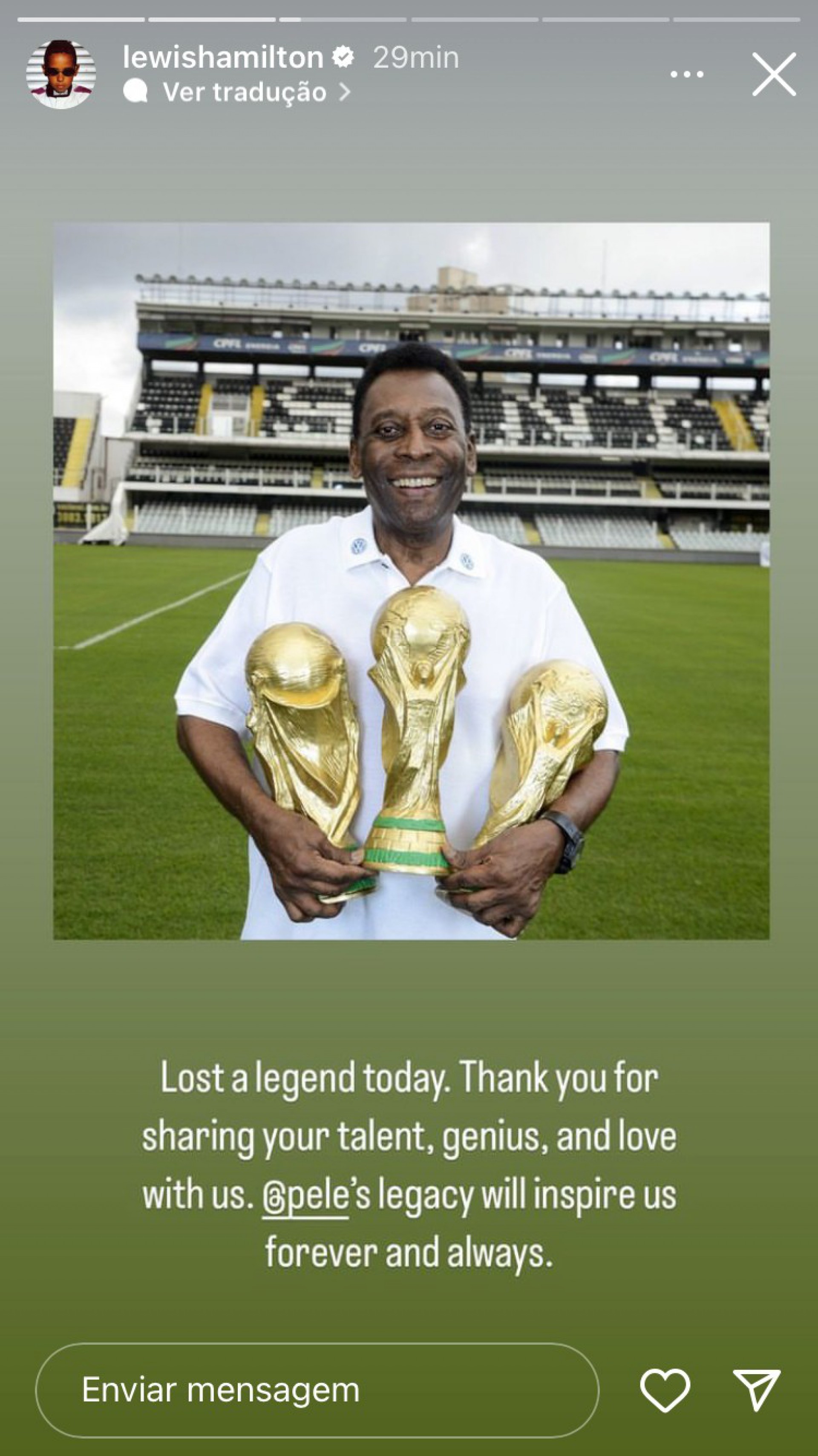 Lewis Hamilton homenageou Pelé - Foto: Reprodução
