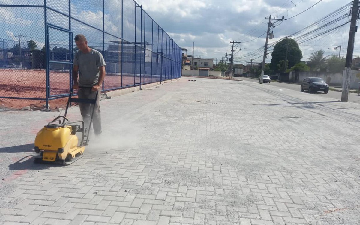 Pel&eacute; ser&aacute; homenageado com nome de pra&ccedil;a em Duque de Caxias