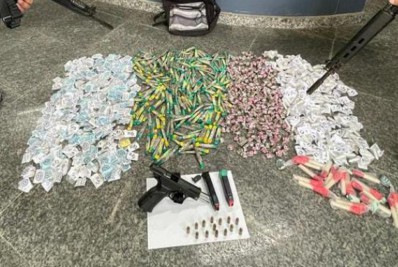 Homem é preso após confronto com a PM em Araruama; drogas e pistola municiada foram apreendidas