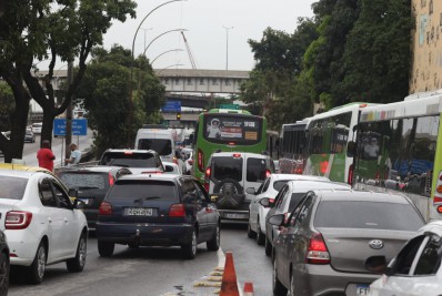 Um dias antes da virada, expectativa é de fluxo intenso nas principais vias do Rio