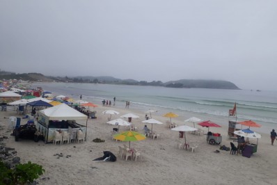 Chuva chega com força a Cabo Frio nesta sexta-feira (30)