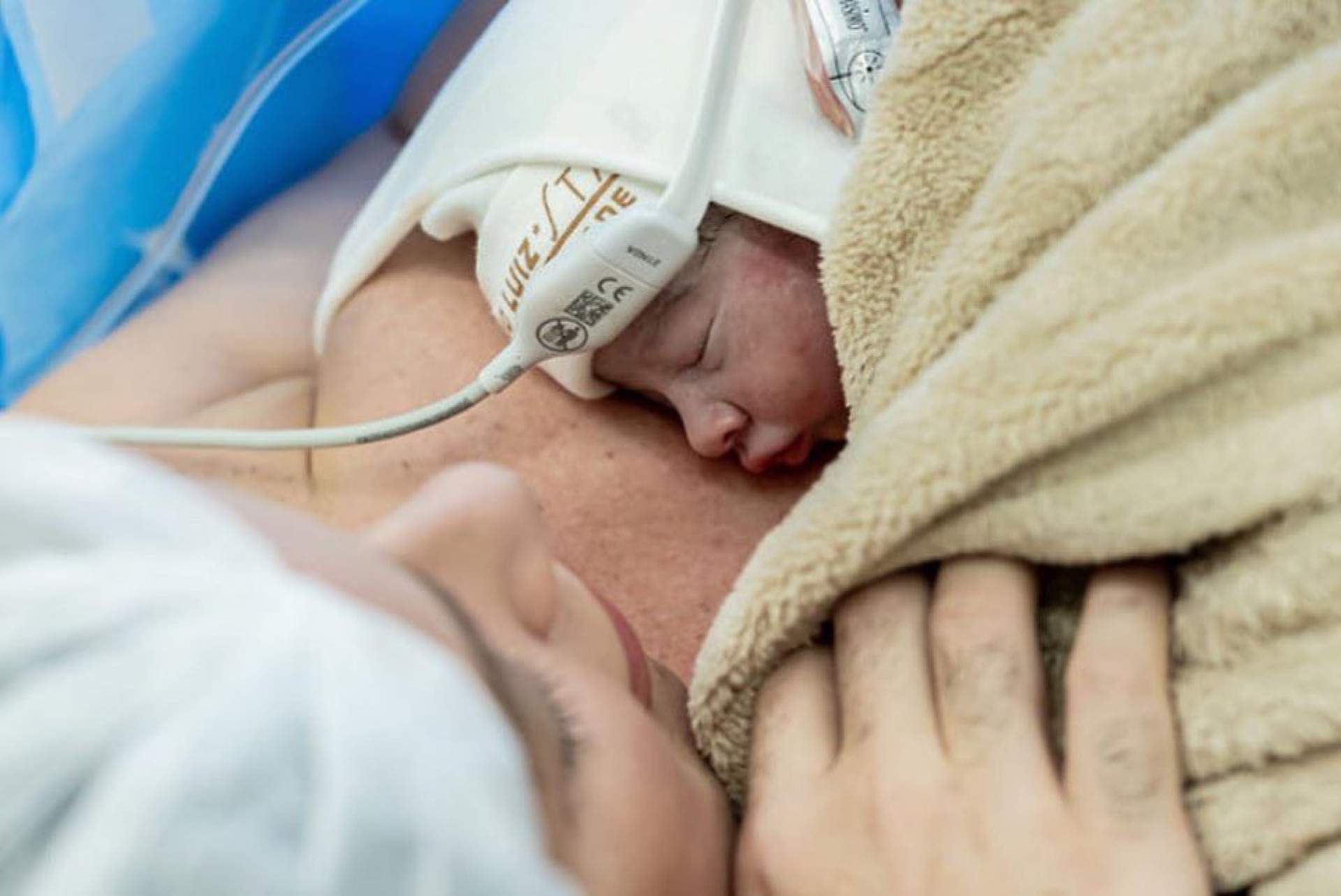 Renata Dominguez abre álbum de fotos do parto de Giulia, sua primeira filha - Reprodução do Instagram/ Katia Rodrigues Fotografia