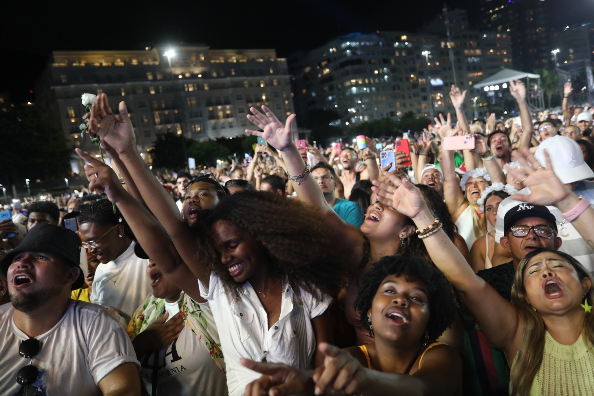 Show da cantora Iza, no Réveillon Copacabana.  - Pedro Ivo/Agência O Dia