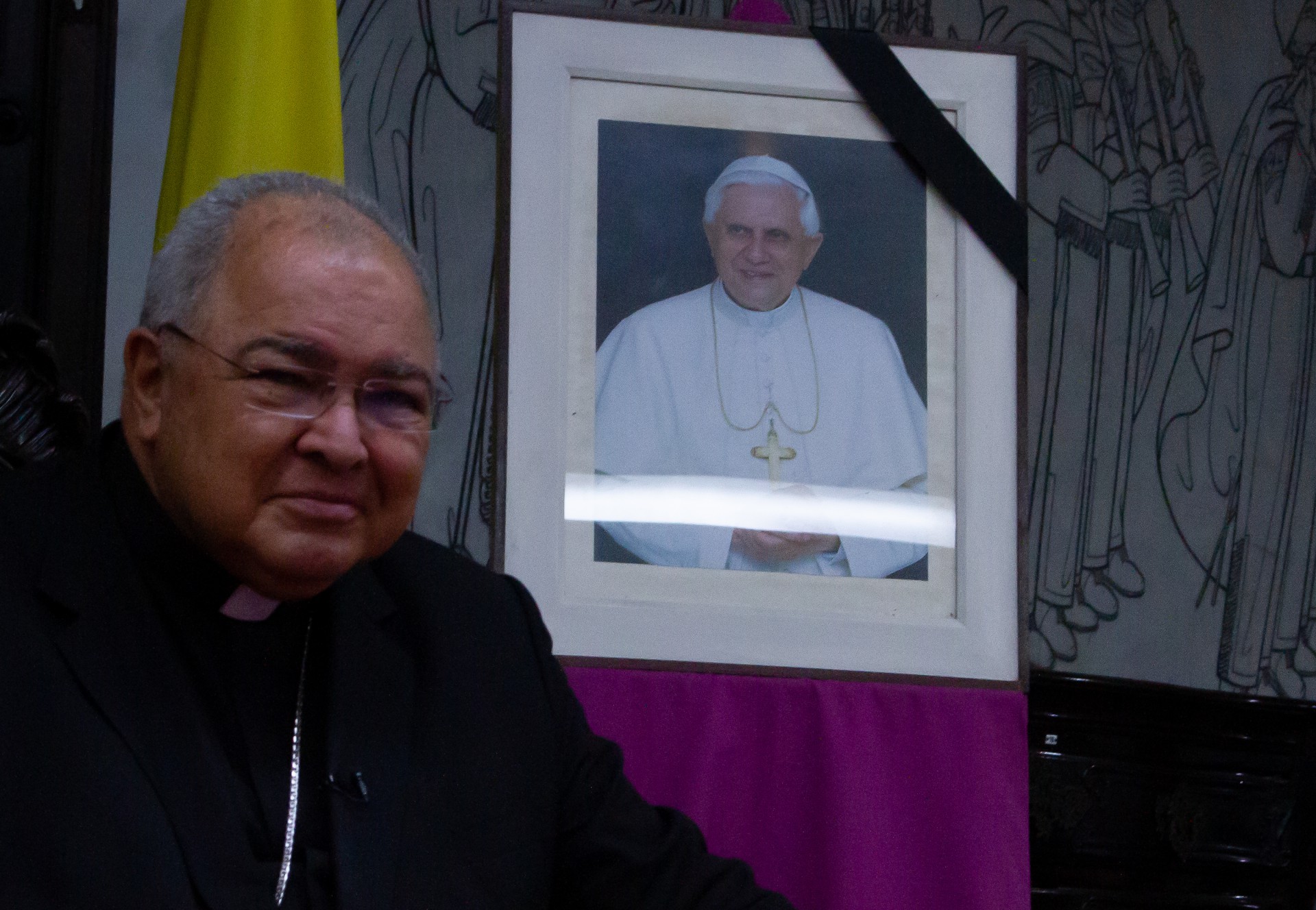 Dom Orani João Tempesta falou na manhã desse sábado (31) na Catedral Metropolitana do Rio de Janeiro, sobre falecimento do Papa do Bento  XVI e uma oração. 

 - Érica Martin/ Agência O Dia