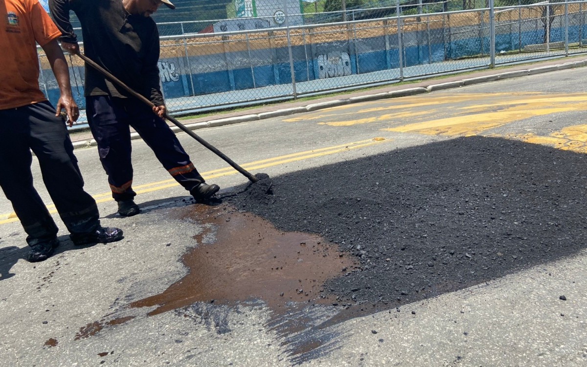 Recapeamento de trecho da Avenida Baronesa de Mesquita