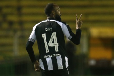 'Faca nos dentes', vontade de fazer acontecer e viagem de carro por motivo inusitado: Chay chega ao Ceará disposto a dar volta por cima após ser 'recusado' pelo Botafogo
