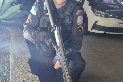 Dupla é presa por tráfico de drogas em Cabo Frio