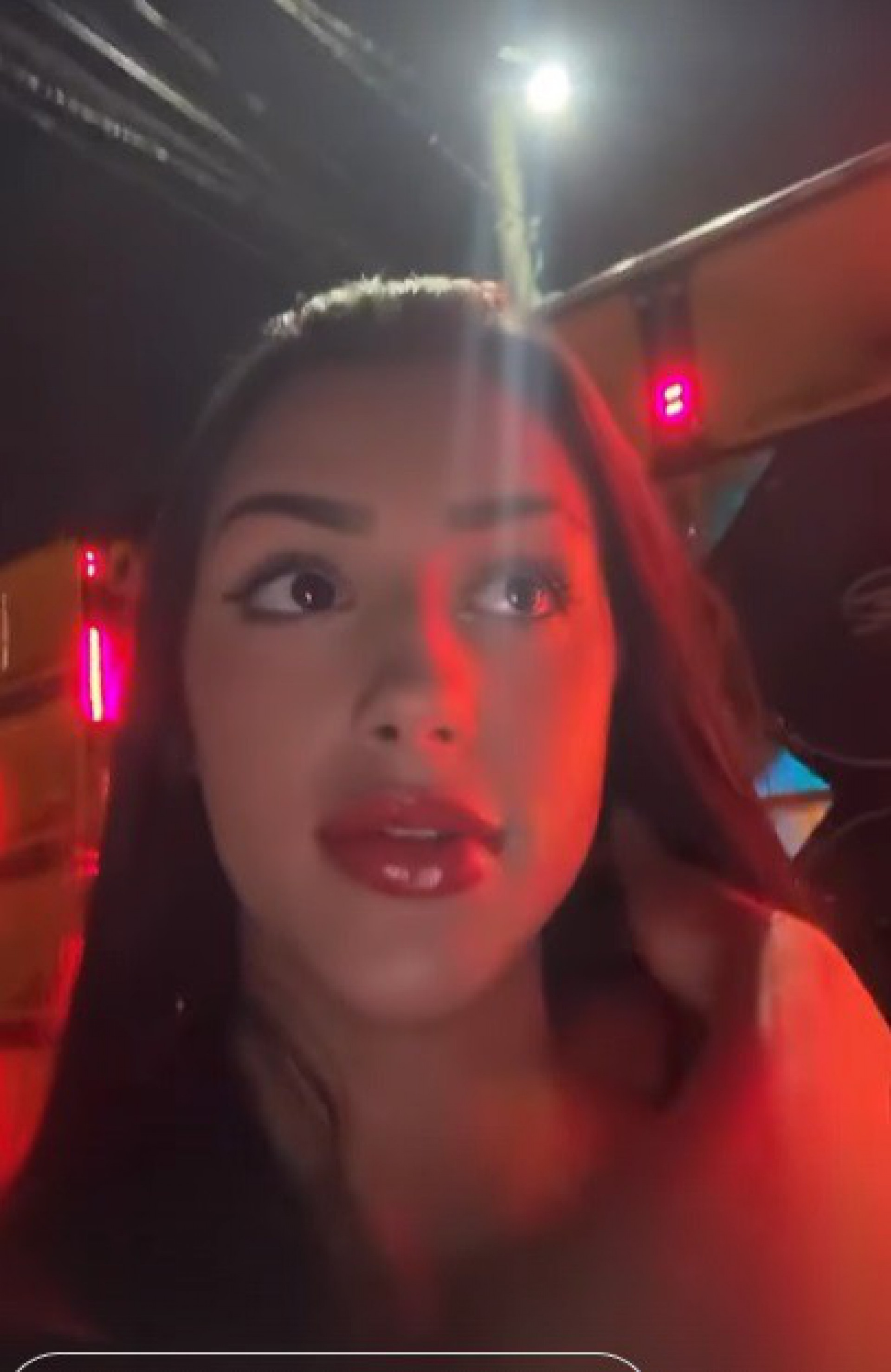 Bia Miranda relata assédio dos fãs em baile funk - Reprodução de vídeo / Instagram