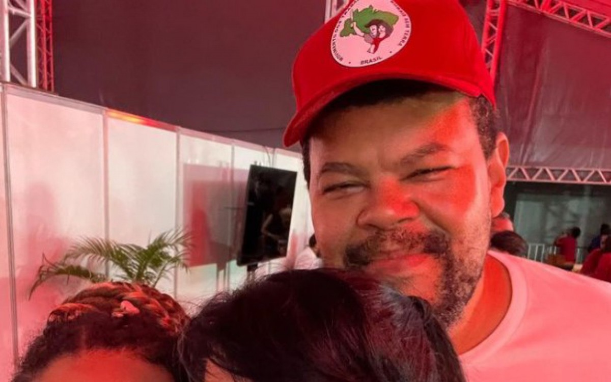 Samara Felippo compartilha fotos na posse de Lula