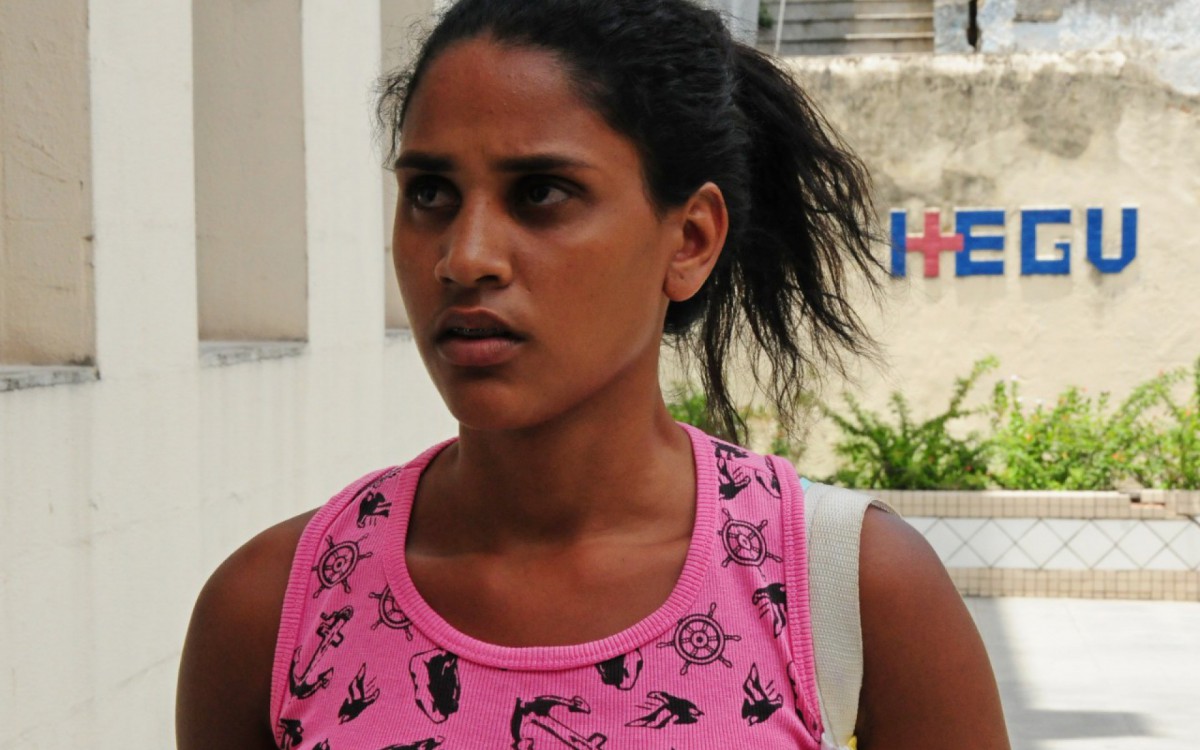 Thayanne Candido da Silva, irm&acirc; do Marlon Anderson, baleado em Benfica, Zona Norte do Rio