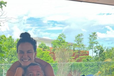 Show de fofura! Malvino Salvador compartilha fotos com a família em Angra dos Reis