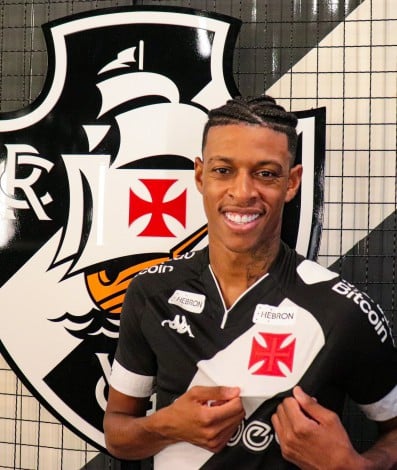 Vasco acerta a contratação do goleiro Ivan para temporada 2023 – Vasco da  Gama