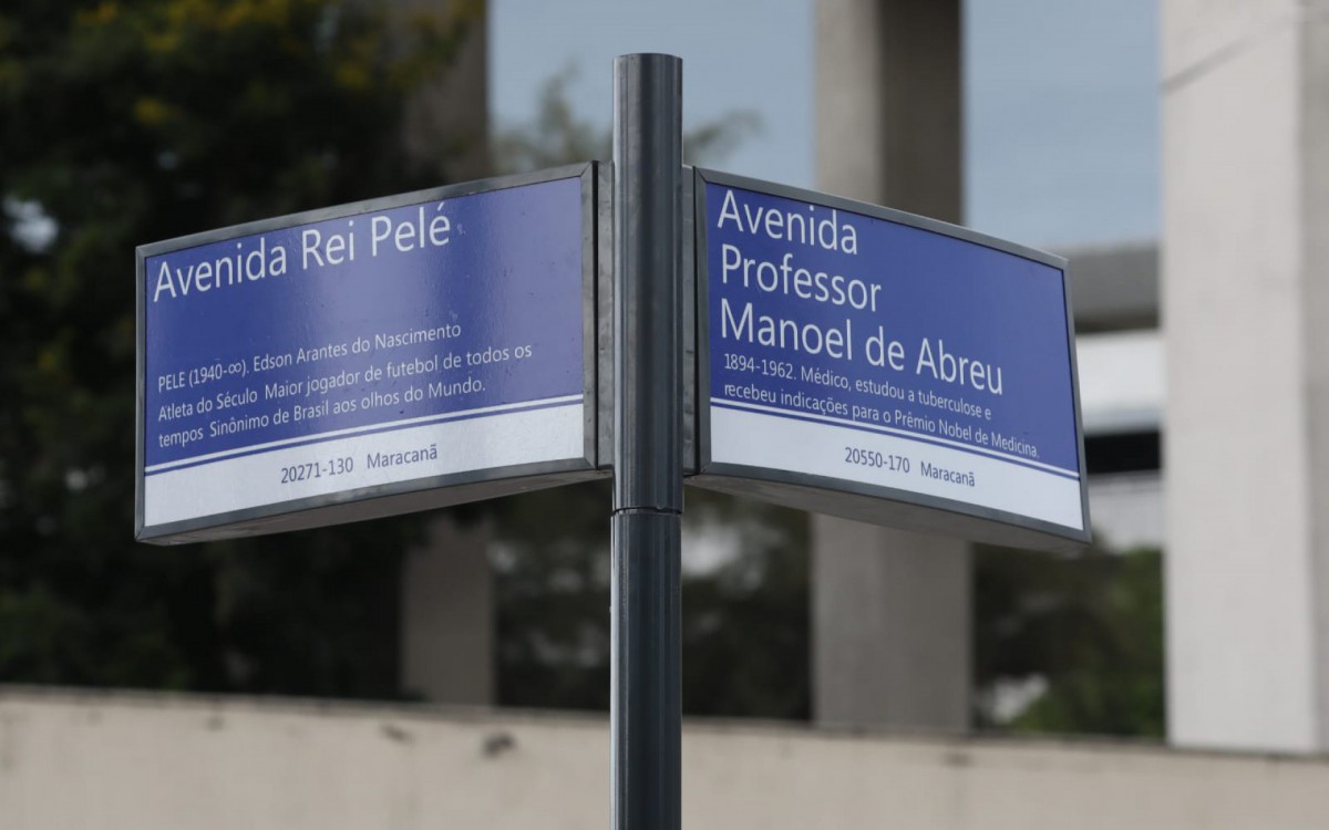 Homenagem ao Rei Pel&eacute; fica no Maracan&atilde;
