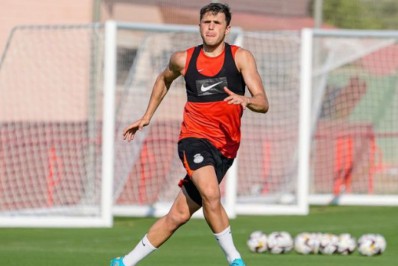 Botafogo está negociando a contratação de lateral de clube espanhol