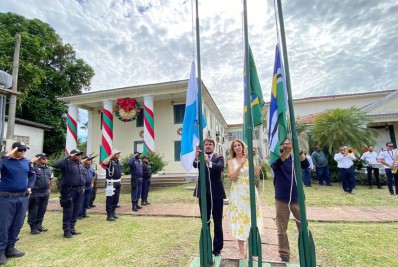 Quissamã: Hasteamento de bandeiras e missa marcam aniversário de 34 anos de emancipação do município