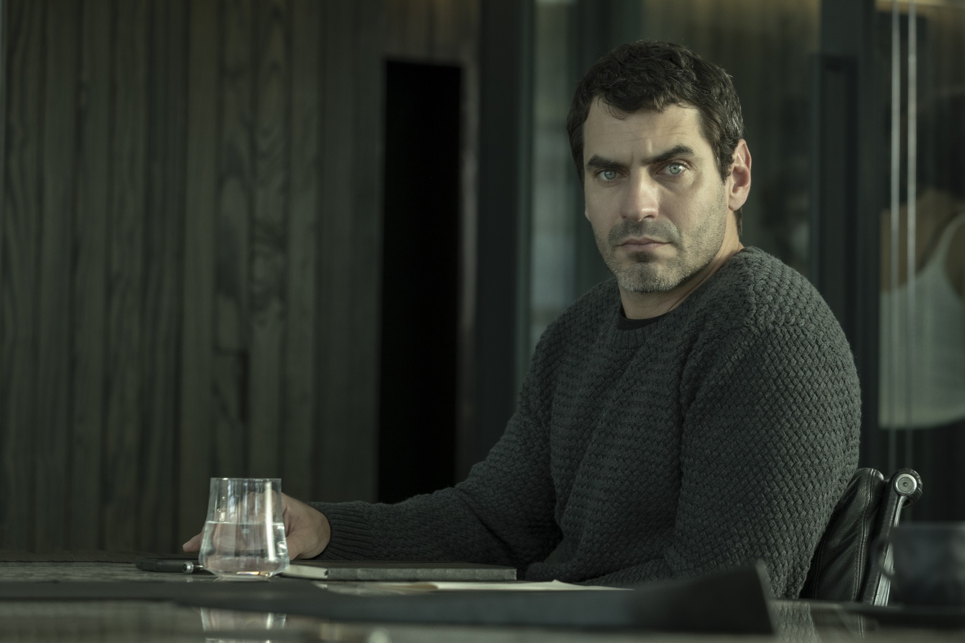 Nicolas Antunes como Fernando em cena de 'Olhar Indiscreto' - Aline Arruda / Netflix