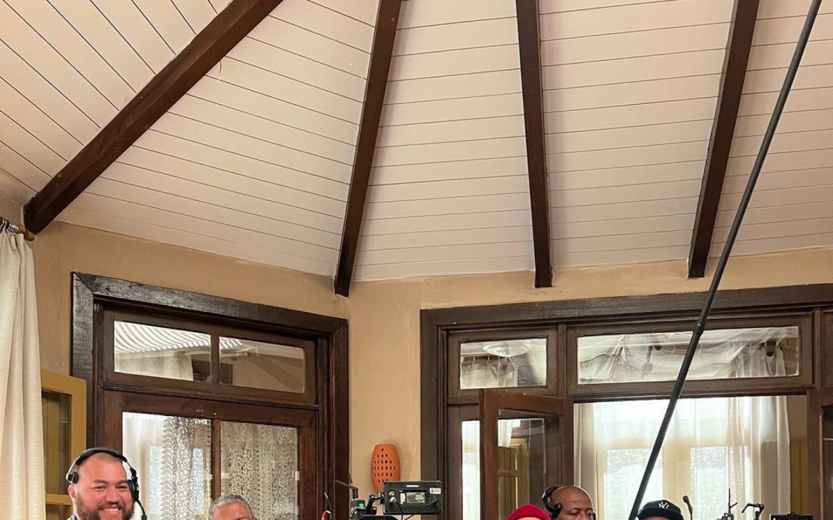 Mel Maia compartilha bastidores das grava&ccedil;&otilde;es de 'Vai na f&eacute;'