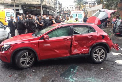 Perseguição policial termina em acidente de trânsito e três presos na Linha Amarela