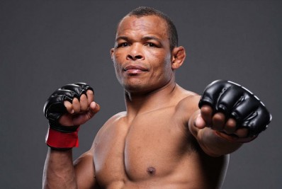 Brasileiro é dispensado pelo UFC após mais de 10 anos dentro da organização