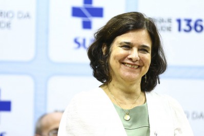 Nísia Trindade diz que haverá orçamento para a Saúde graças à PEC da Transição