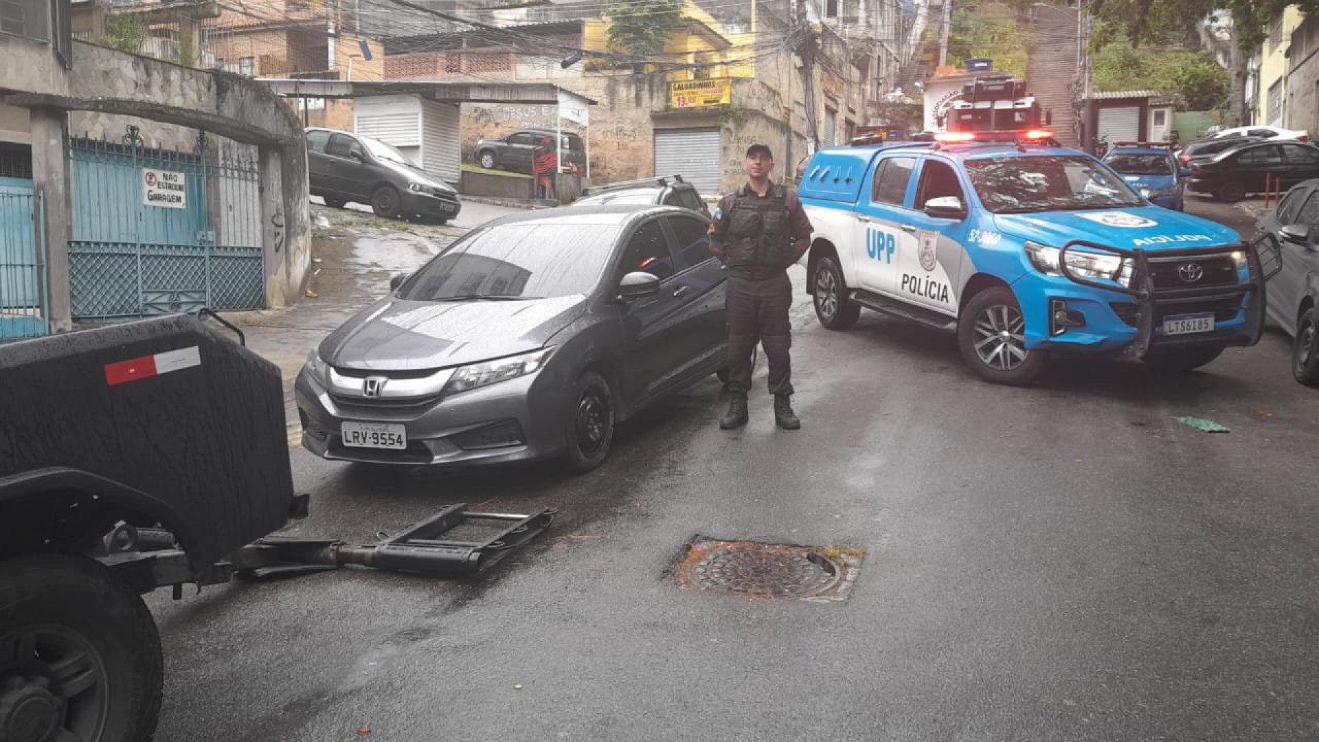 Pm Realiza Operações Em Comunidades Das Zonas Norte E Oeste Do Rio Rio De Janeiro O Dia