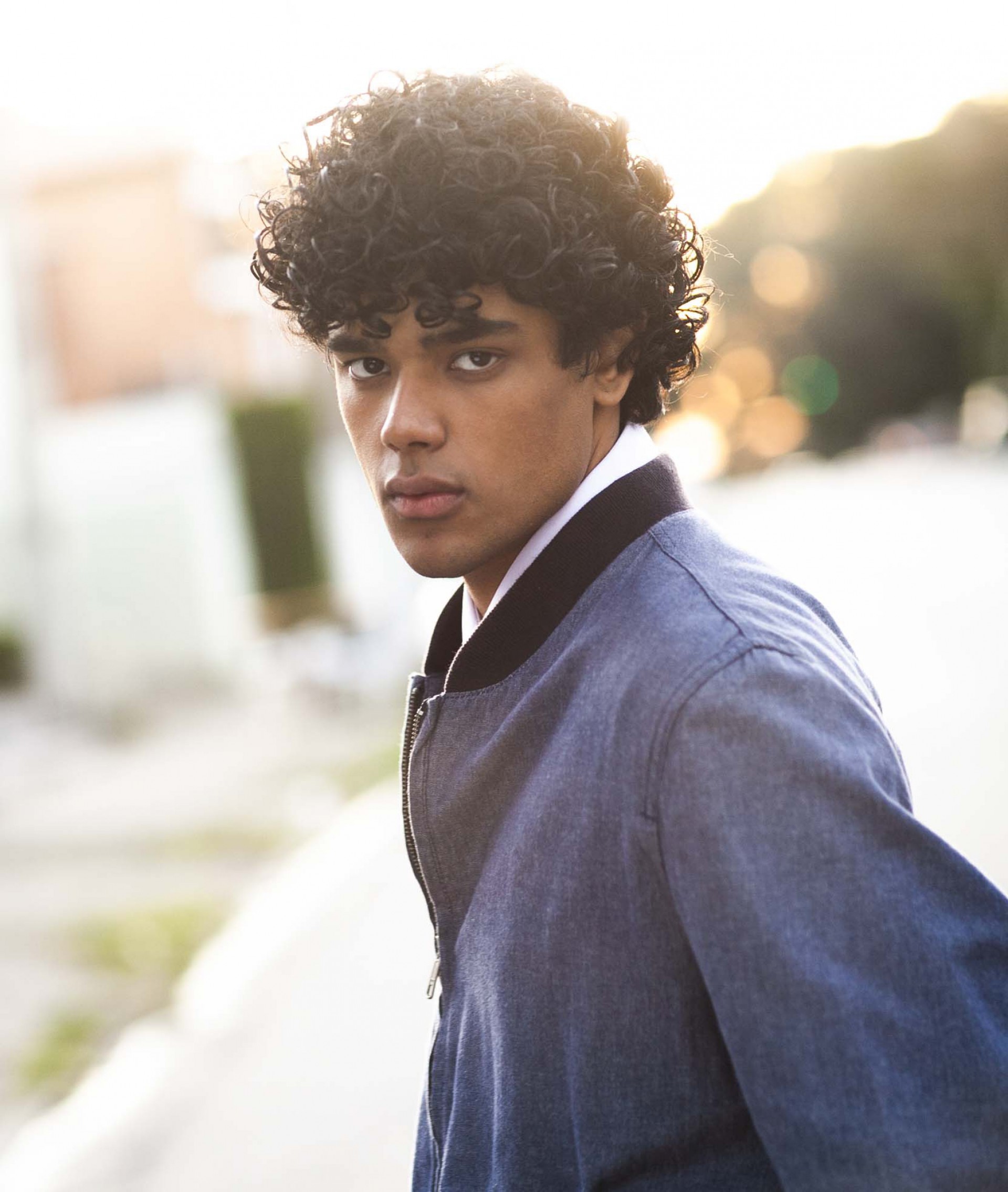 Luiz Fortes brilha em 'Todas as Flores' como Rômulo  - Carlo Locatelli / Divulgação