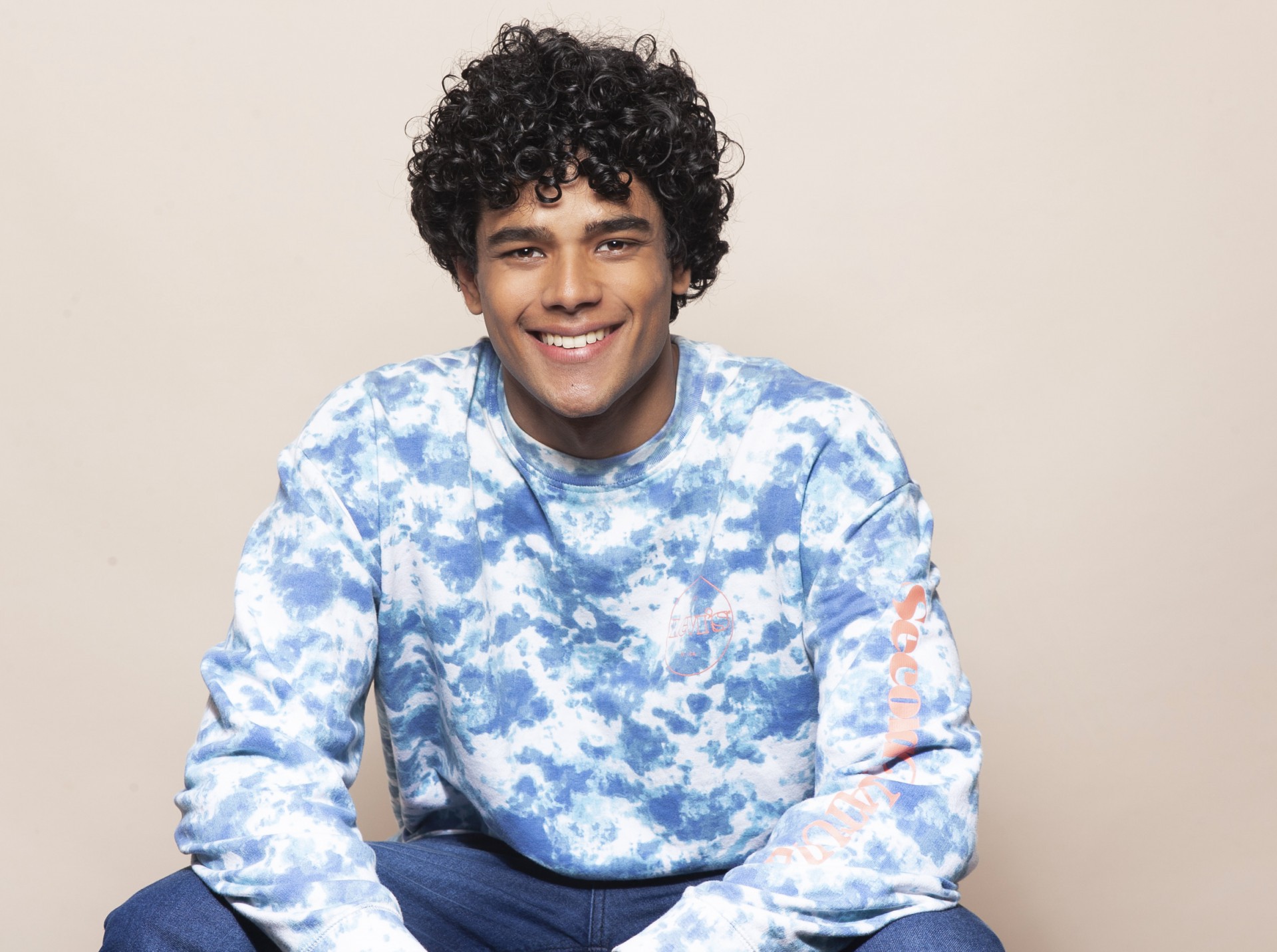 Luiz Fortes brilha em 'Todas as Flores' como Rômulo  - Carlo Locatelli / Divulgação