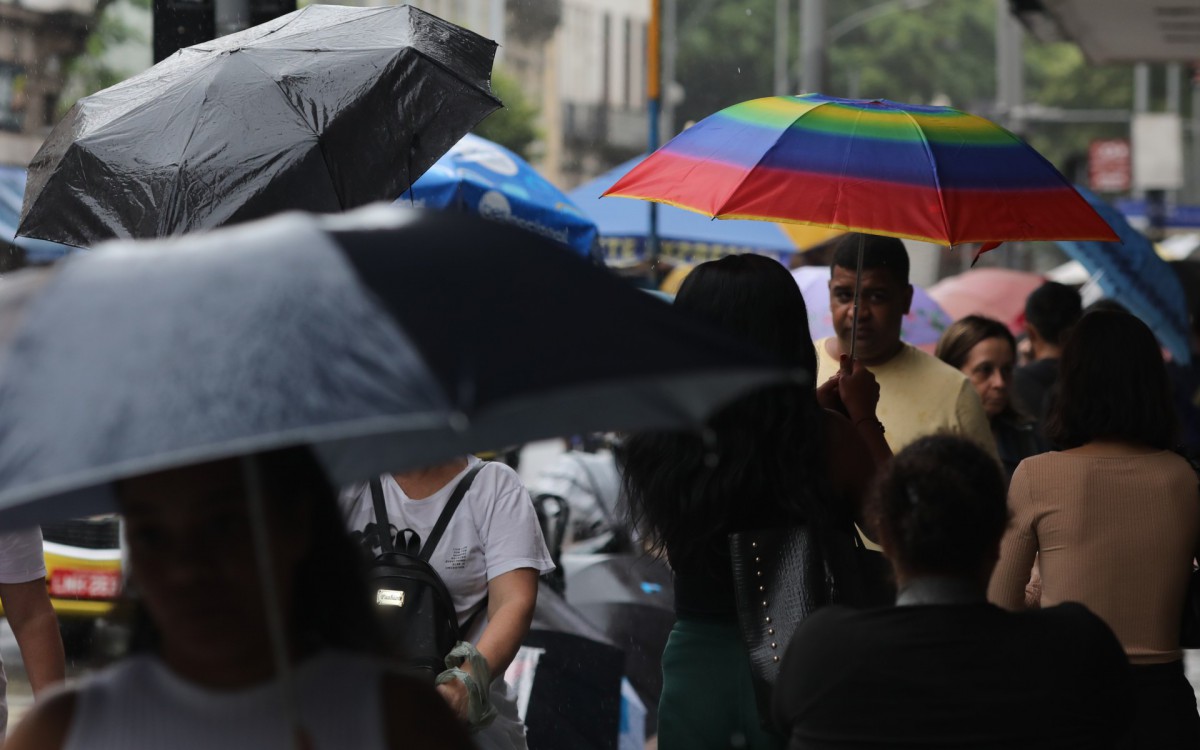 A previsão é de chuva ainda forte nas próximas horas