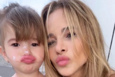 Dany Bananinha faz desabafo sobre dificuldades da maternidade: 'Choro de cansaço'