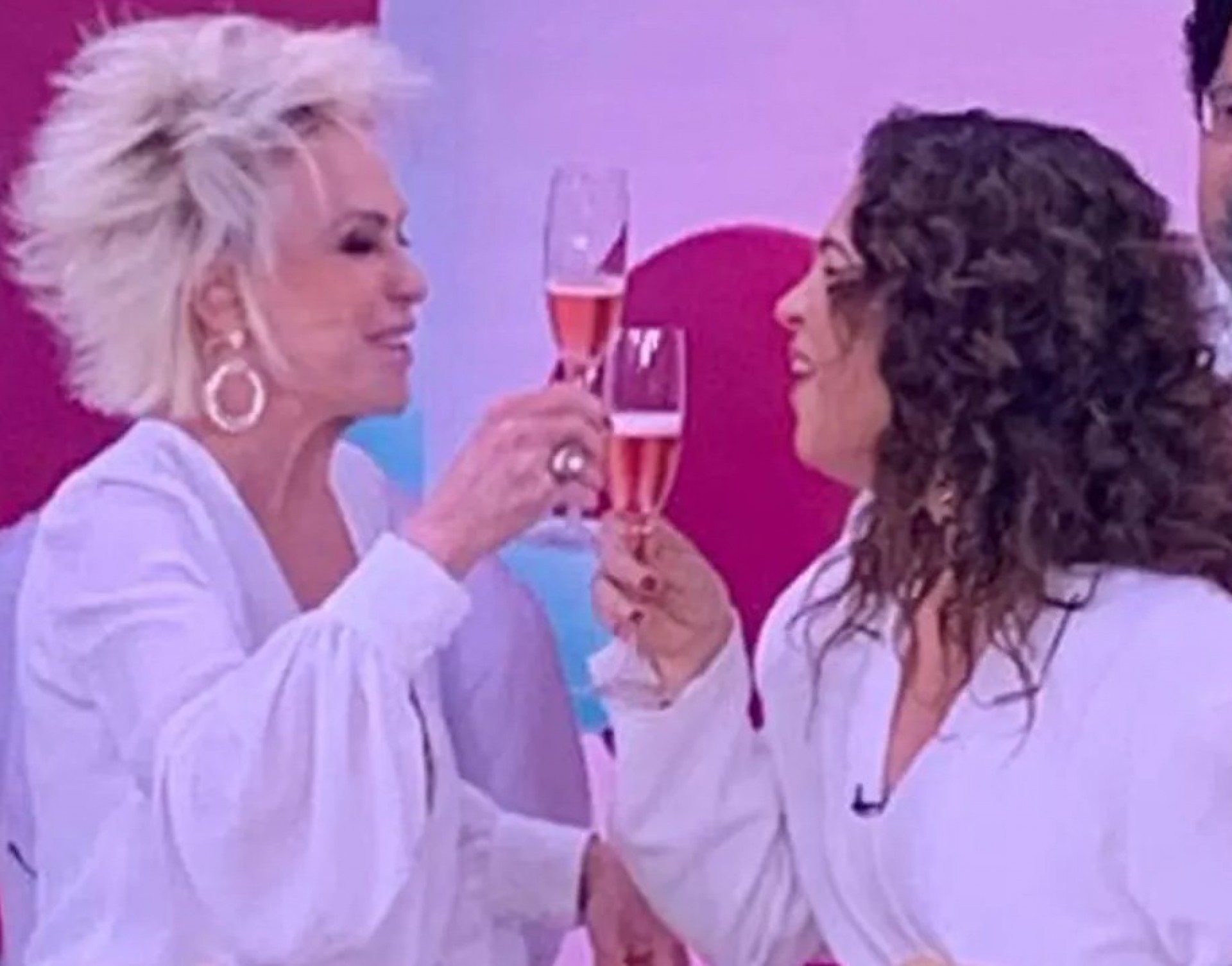 Isabel Teixeira com Ana Maria Braga no 'Mais Voc&ecirc;' - Reprodu&ccedil;&atilde;o