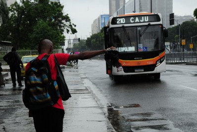 Subsídios dos ônibus: vereador quer saber se há punições a empresas