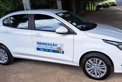 Secretaria de Saúde recebe quatro veículos novos do Governo do Estado