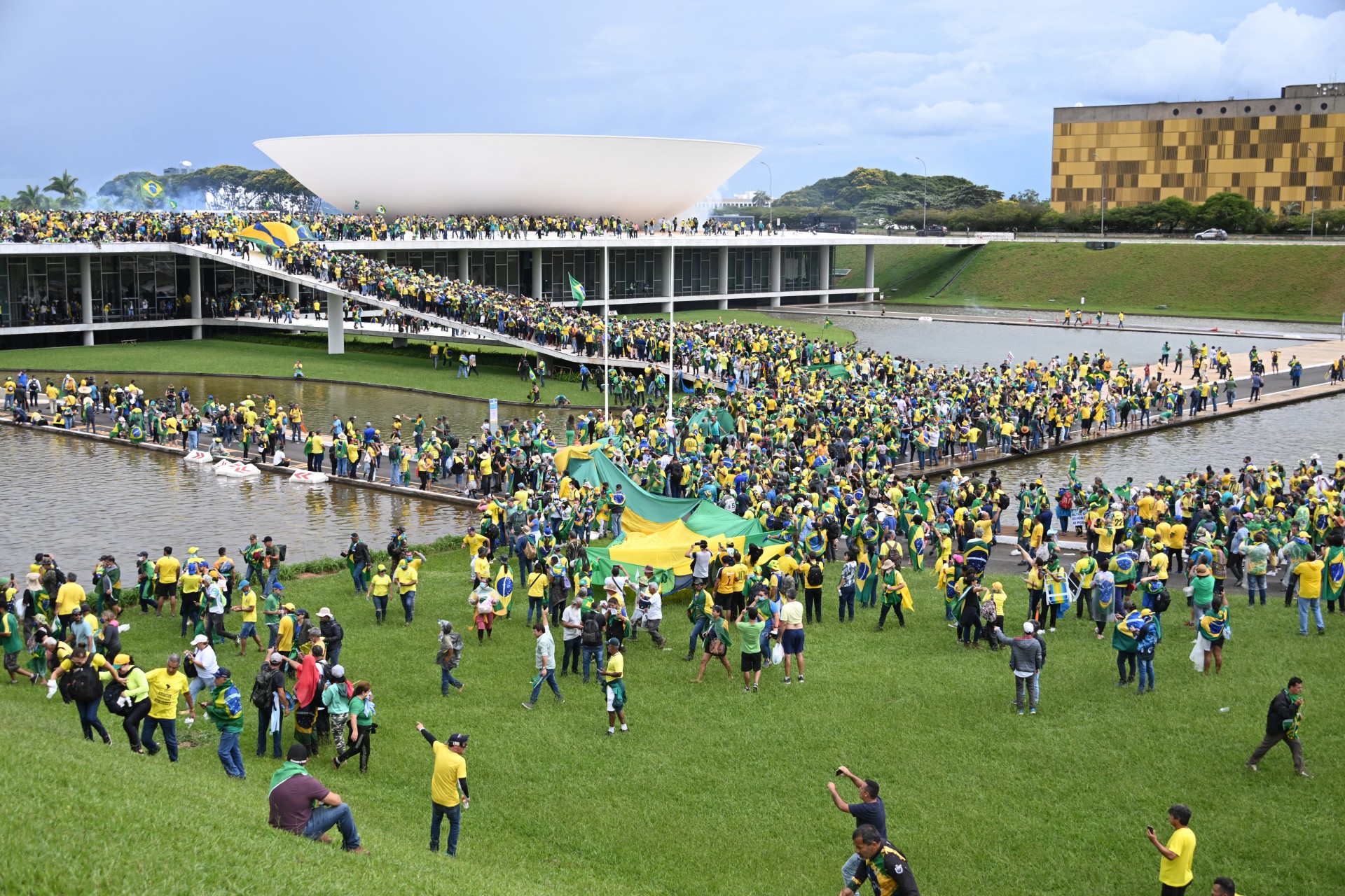 Frisson duplo na festa de aniversário dos irmãos Samuel Vagner e André  Vitor - Frisson Online