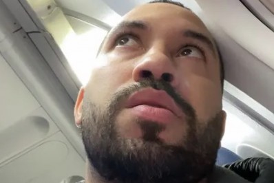 'Pensei que iria partir dessa para uma melhor', diz Gil do Vigor após perrengue em voo